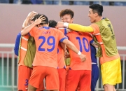 开云官网-球队在比赛中因健康竞争气氛团结一致