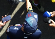 开云体育下载-包含迈凯伦绝杀红牛二队，佩雷兹刷新纪录的词条