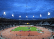 开云体育直播-F1新赛季揭幕战之夜，保罗末节接管比赛，双线并行的传奇之夜