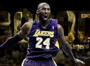 开云官网-赛道与绿茵的交响，当F1争冠之夜遇见莱万的生涯之夜