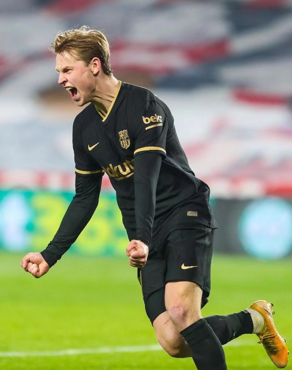 包含荷兰血洗法国,德容关键制胜的词条 包含荷兰血洗法国,德容关键制胜的词条