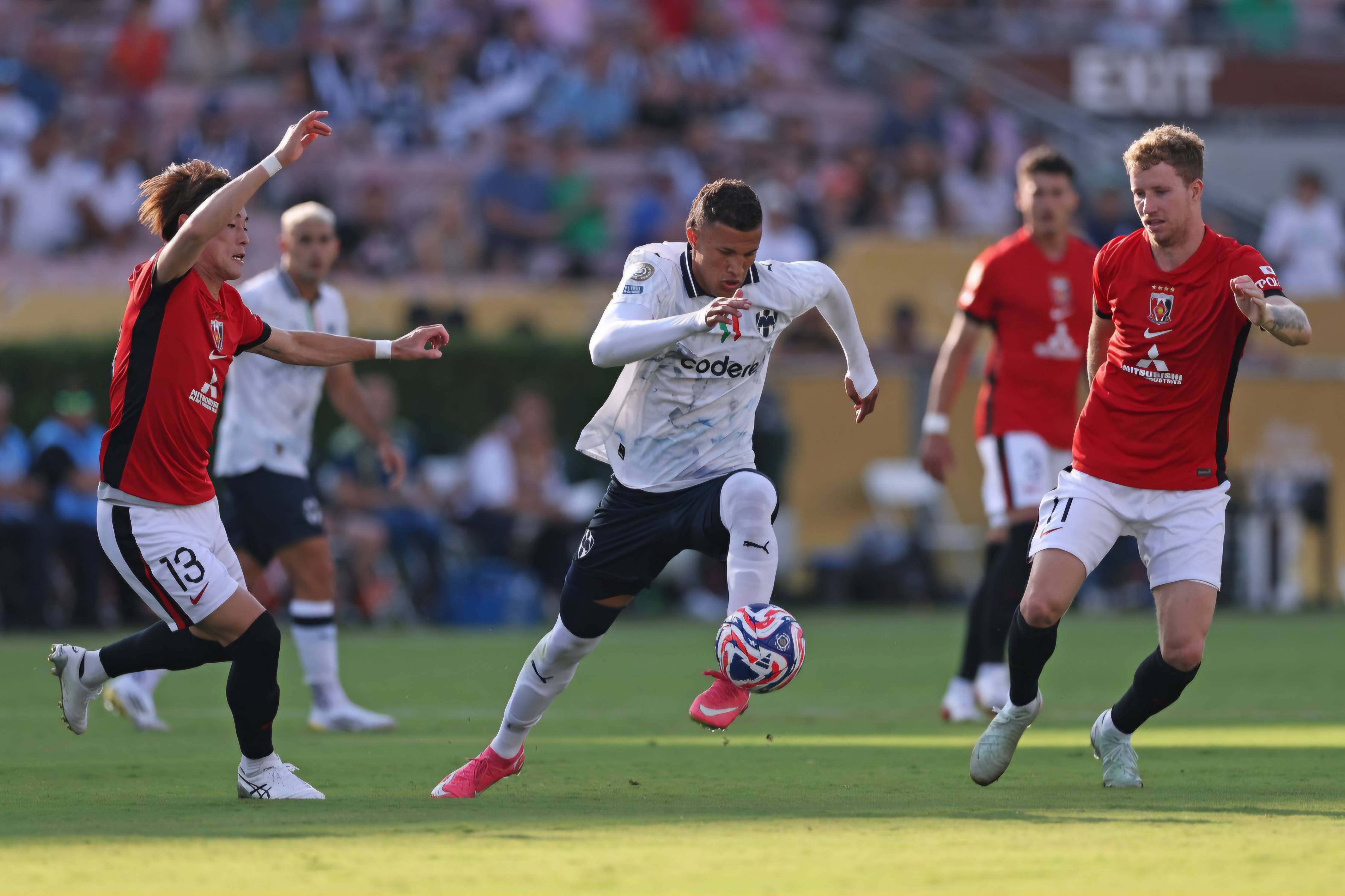 关于阿根廷碾压国际米兰,卡塞米罗爆发神勇的信息 关于阿根廷碾压国际米兰,卡塞米罗爆发神勇的信息