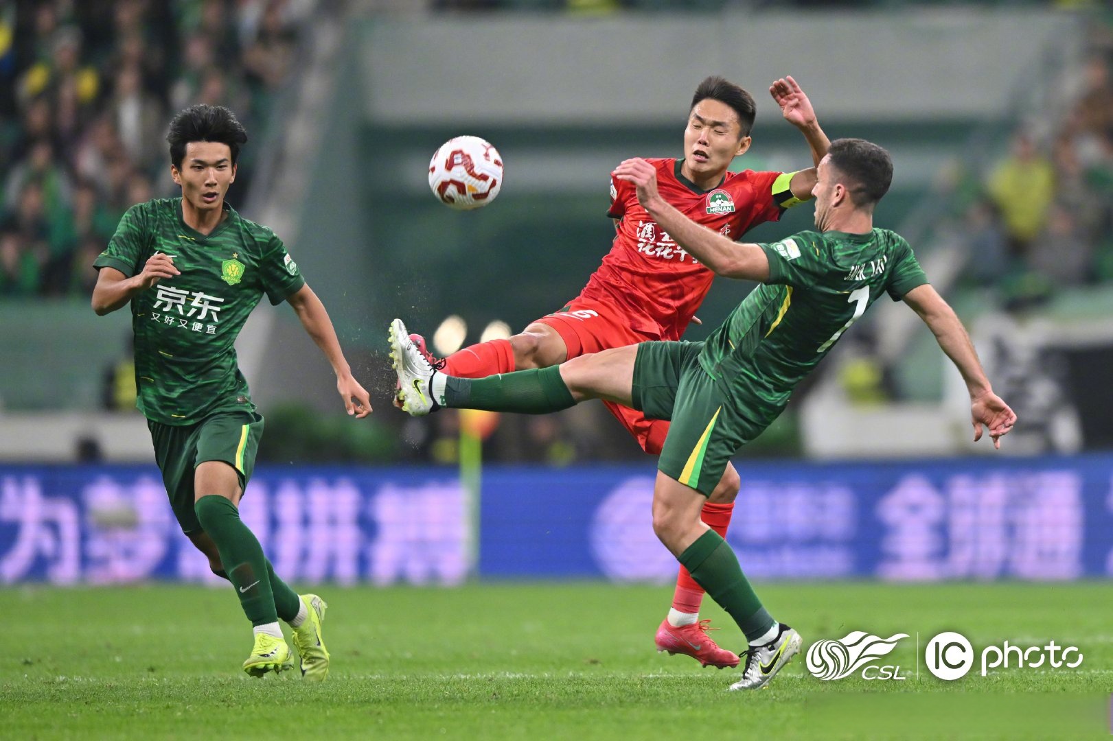 包含北京国安主帅变阵,球队表现有望重焕昔日辉煌的词条 包含北京国安主帅变阵,球队表现有望重焕昔日辉煌的词条