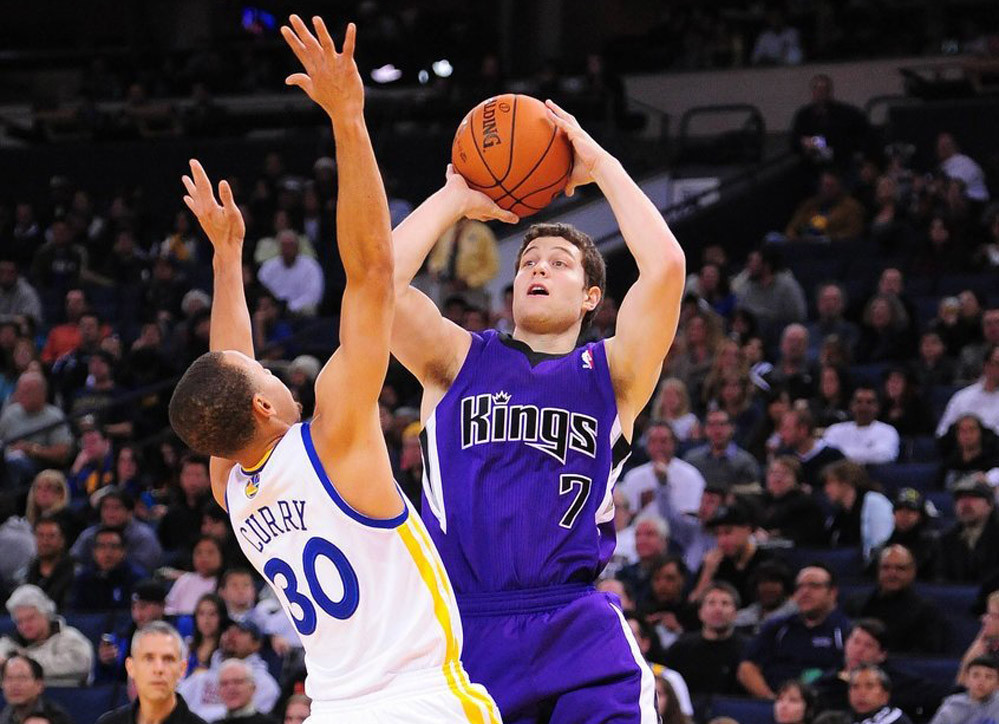 狼队中场手术成功,望早日复出助球队战胜对手的简单介绍 狼队中场手术成功,望早日复出助球队战胜对手的简单介绍