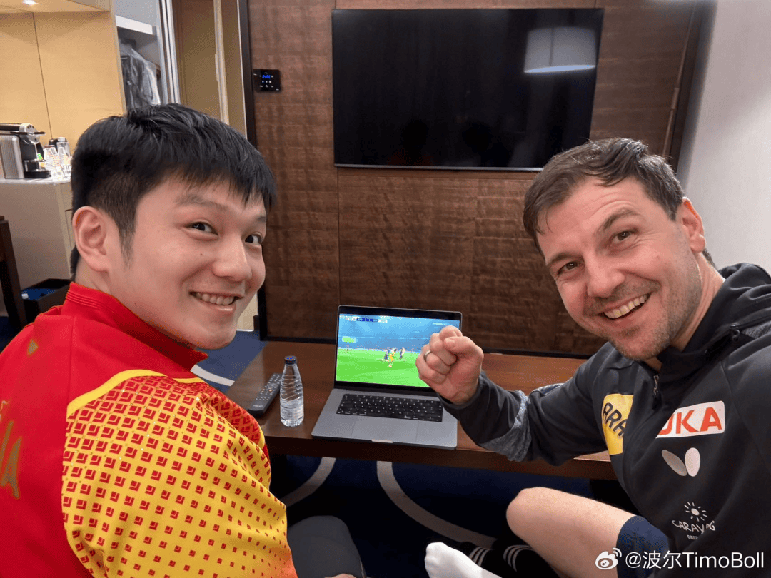 包含德国队鏖战奥地利队，波尔点燃赛场的词条