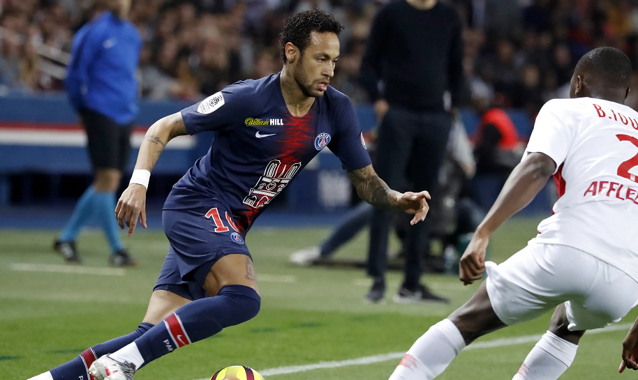 瑞士爆冷曼联，科瓦契奇一己之力扛起全队的简单介绍