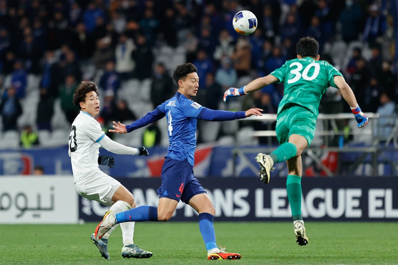 包含绿地申花备战积极，全队士气高涨的词条