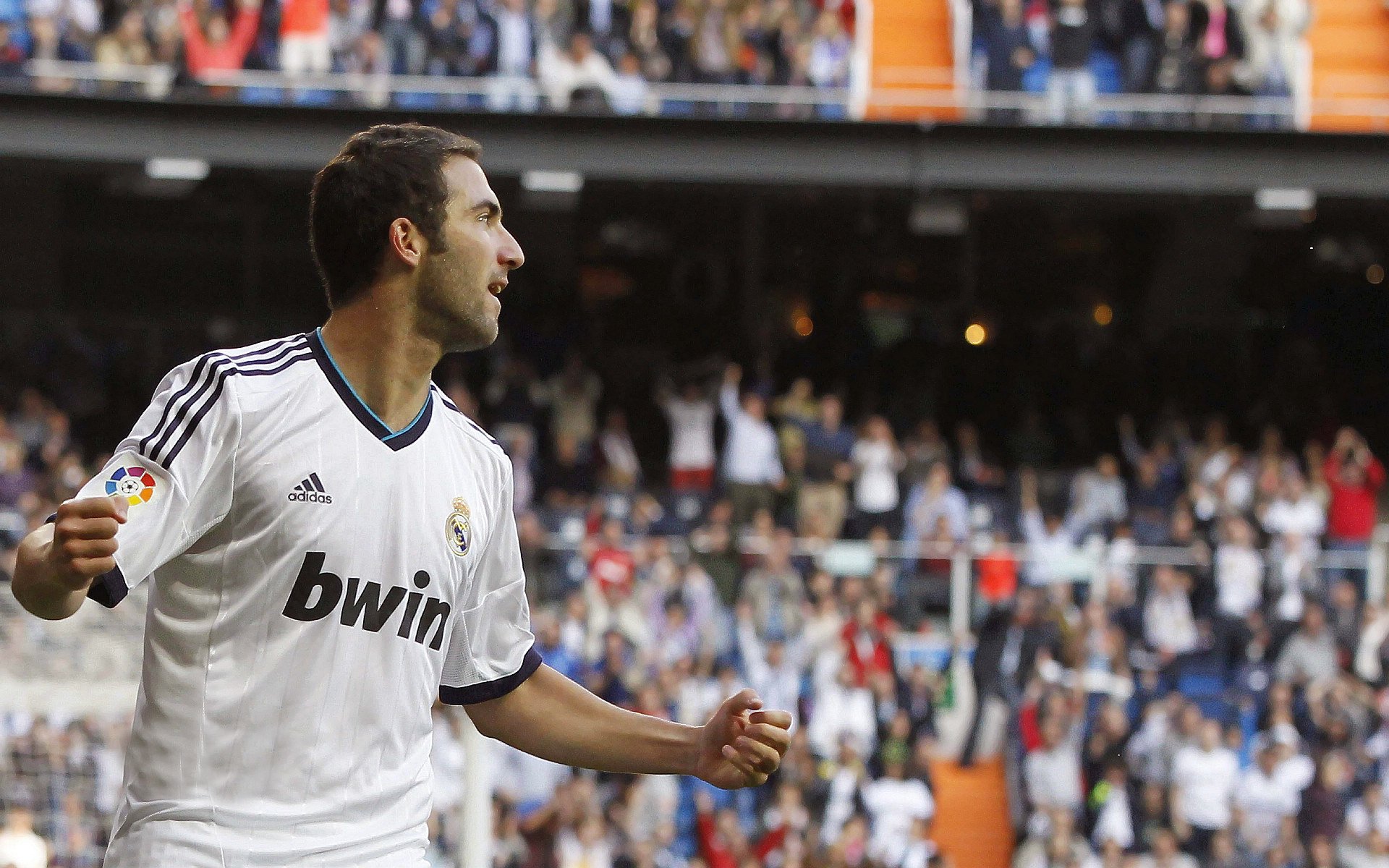 厄德高全程高能输出导演逆转，葡萄牙新星闪耀斩落紫百合