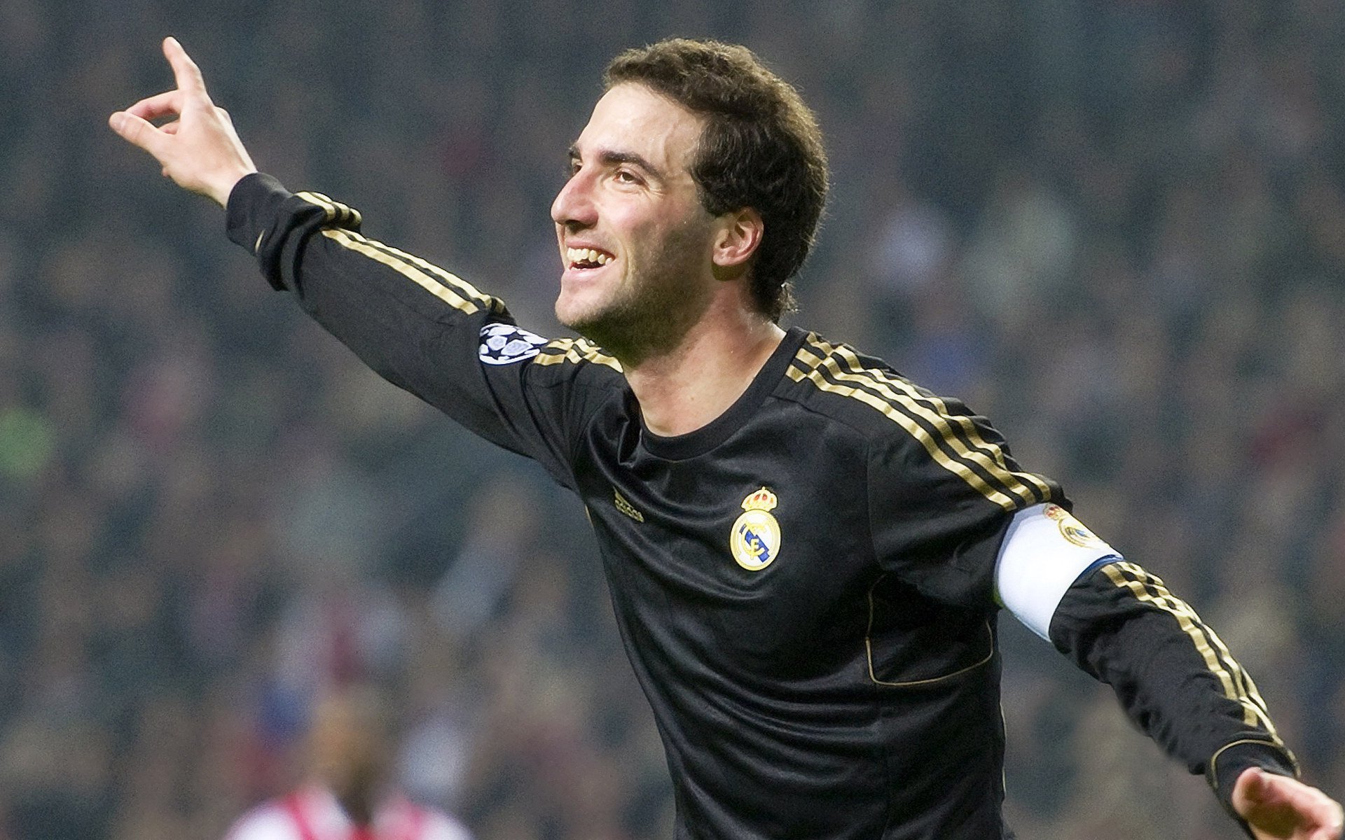 多特蒙德式碾压与格列兹曼的大场面哲学—现代足球的两种胜利密码