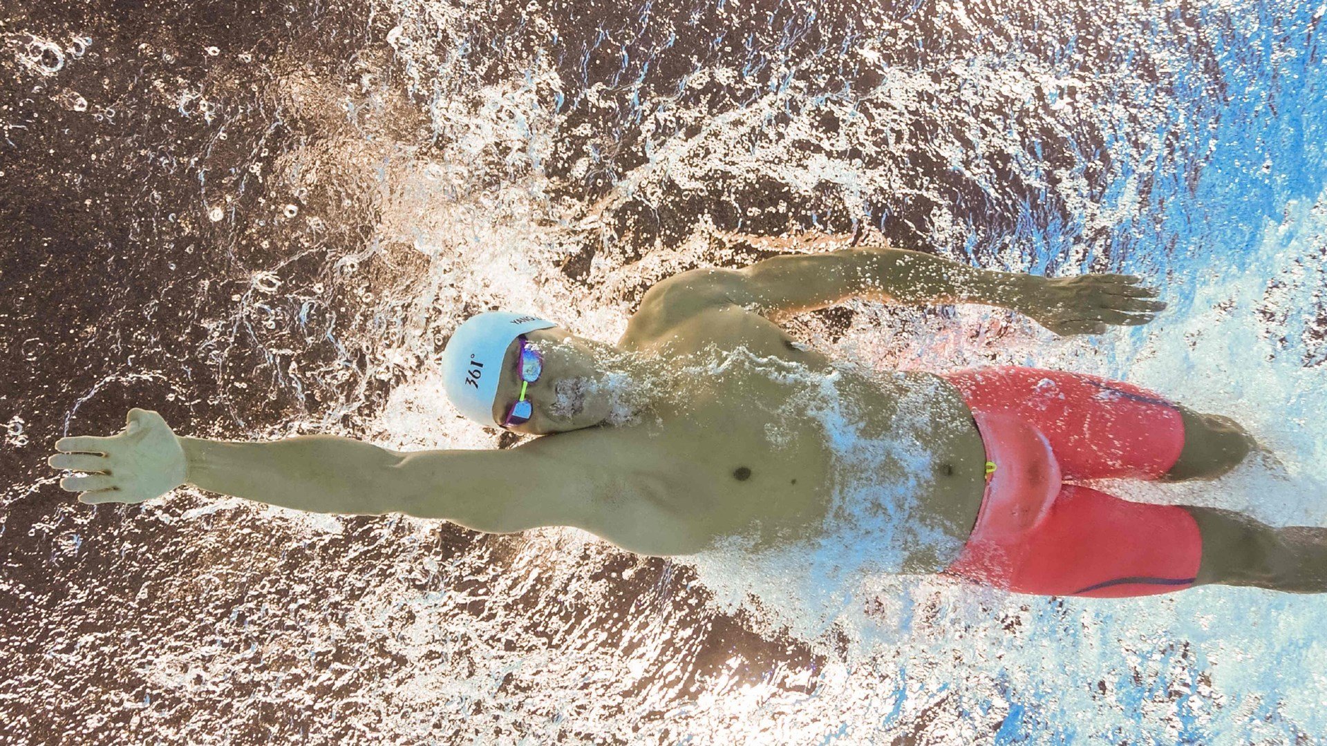 东南飓风席卷风城,福建队碾压公牛,布伦森惊艳四座